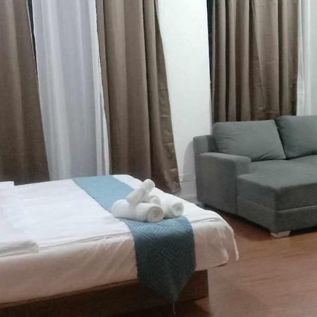 Accommodation Services Makati City ภายนอก รูปภาพ