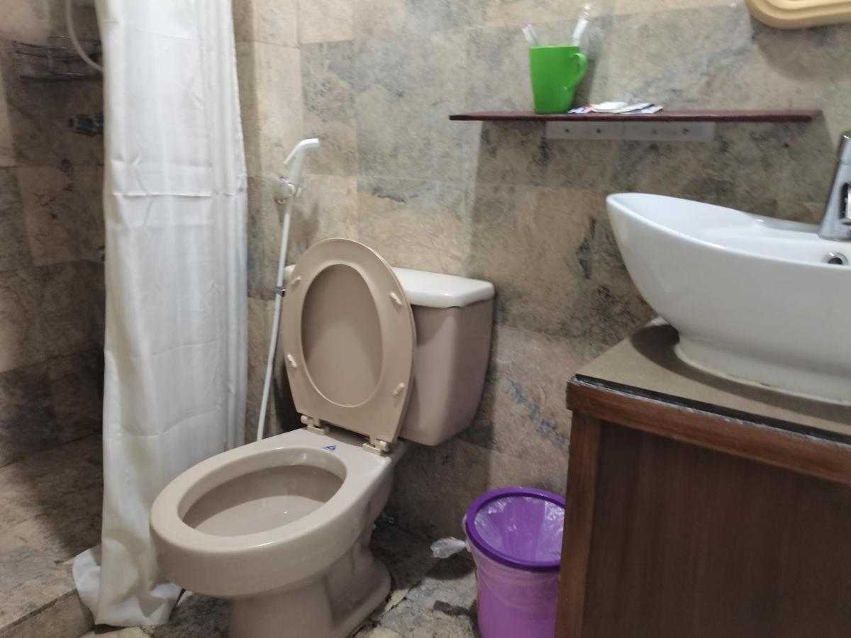 Accommodation Services Makati City ภายนอก รูปภาพ